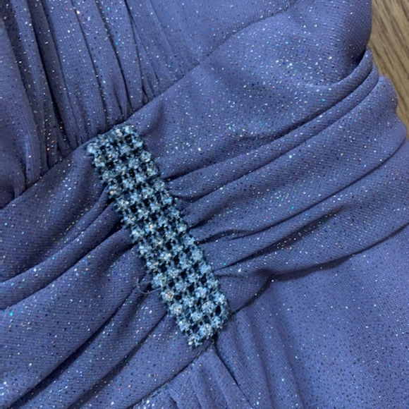 Dress - Picture 4 of 5